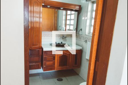 Casa para alugar com 220m², 3 quartos e sem vaga Casa para alugar com 220m², 3 quartos e sem vagaBanheiro