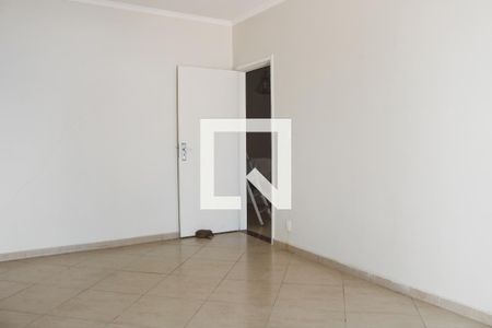 Casa para alugar com 220m², 3 quartos e sem vaga Casa para alugar com 220m², 3 quartos e sem vagaQuarto 2