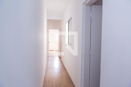 Casa à venda com 115m², 3 quartos e 2 vagasCorredor