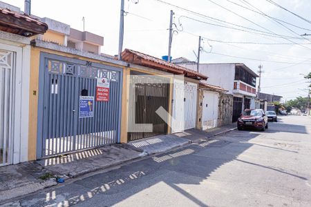 Casa à venda com 115m², 3 quartos e 2 vagasFachada