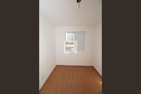 Quarto 2 de apartamento para alugar com 2 quartos, 44m² em Cidade São Mateus, São Paulo