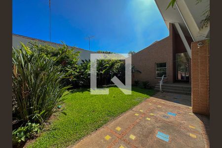 Casa à venda com 561m², 3 quartos e 4 vagasJardim