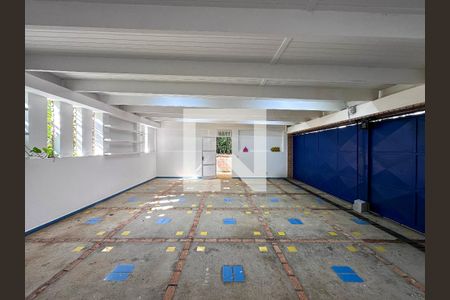 Casa à venda com 561m², 3 quartos e 4 vagasGaragem