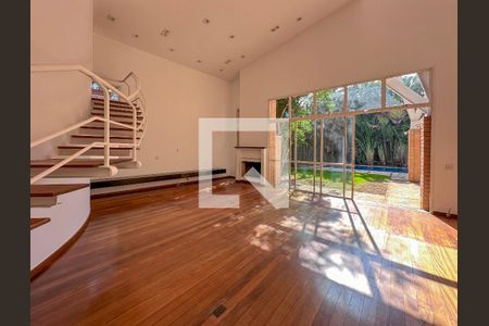 Sala de casa à venda com 3 quartos, 561m² em Granja Julieta, São Paulo