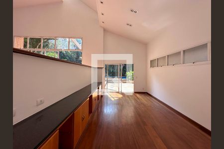 Sala de casa à venda com 3 quartos, 561m² em Granja Julieta, São Paulo