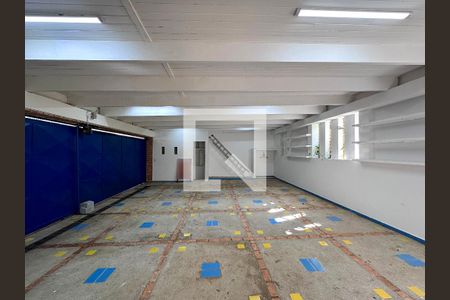 Casa à venda com 561m², 3 quartos e 4 vagasGaragem