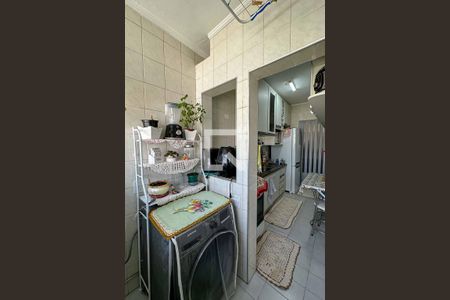 Apartamento à venda com 70m², 2 quartos e 1 vagaÁrea de Serviço