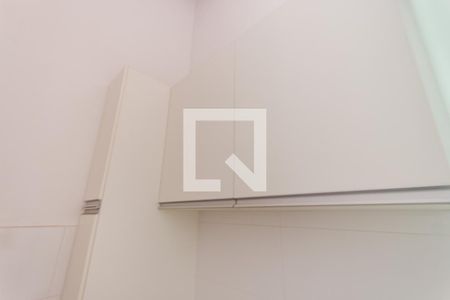 Apartamento à venda com 107m², 2 quartos e 1 vaga Apartamento à venda com 107m², 2 quartos e 1 vagaArmário