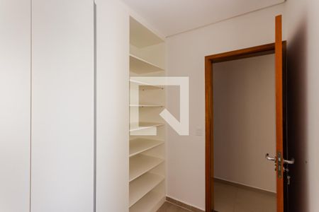 Quarto de apartamento à venda com 2 quartos, 107m² em Utinga, Santo André