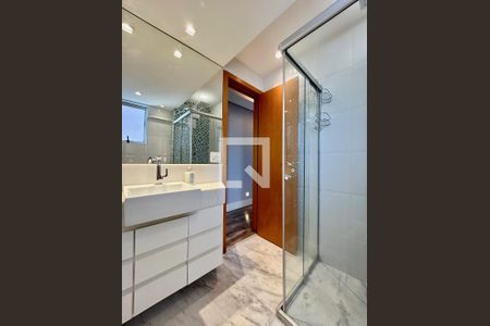 Apartamento à venda com 210m², 5 quartos e 4 vagasBanheiro Quarto