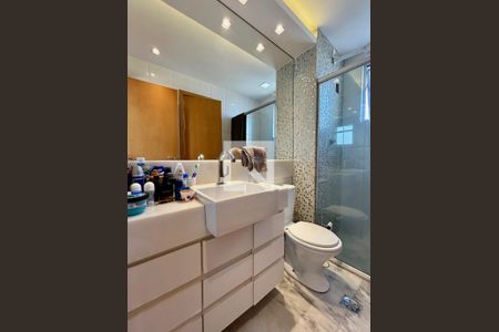Apartamento à venda com 210m², 5 quartos e 4 vagasBanheiro