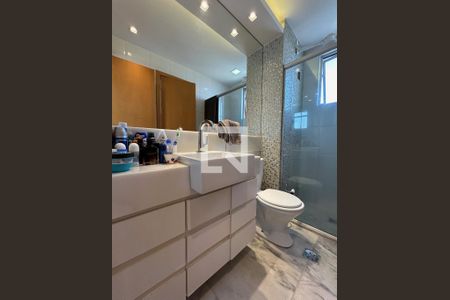 Apartamento à venda com 210m², 5 quartos e 4 vagasBanheiro