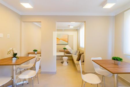 Apartamento à venda com 41m², 2 quartos e sem vaga Apartamento à venda com 41m², 2 quartos e sem vagaSalão de festas