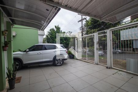 Casa à venda com 340m², 4 quartos e 2 vagasFachada