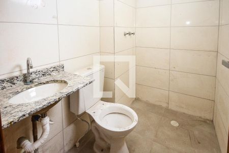 Apartamento à venda com 35m², 2 quartos e 1 vaga Apartamento à venda com 35m², 2 quartos e 1 vagaBanheiro