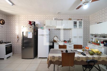 Casa de condomínio à venda com 359m², 3 quartos e 2 vagasCozinha