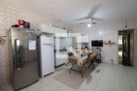 Casa de condomínio à venda com 359m², 3 quartos e 2 vagasCozinha