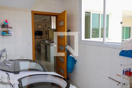 Casa à venda com 430m², 4 quartos e 5 vagas Casa à venda com 430m², 4 quartos e 5 vagasÁrea de Serviço