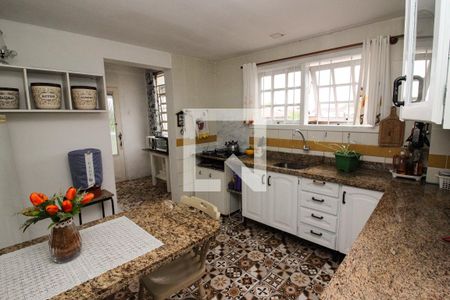 Casa à venda com 265m², 3 quartos e 3 vagasCozinha