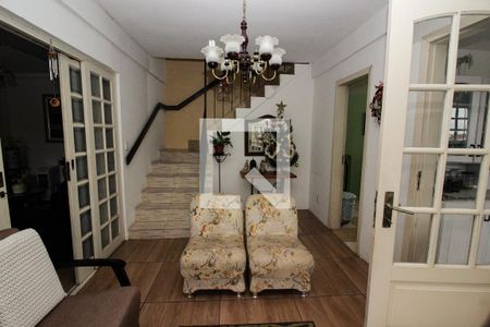 Sala de TV de casa à venda com 3 quartos, 265m² em Vila Conceição, Porto Alegre