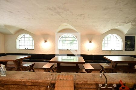 Casa de condomínio para alugar com 900m², 7 quartos e 6 vagasSalão de Festas