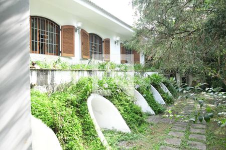 Casa de condomínio para alugar com 900m², 7 quartos e 6 vagasFachada