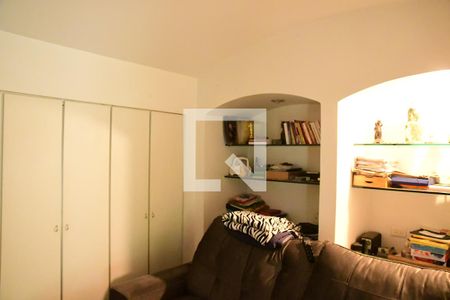 Casa de condomínio para alugar com 900m², 7 quartos e 6 vagasQuarto 3 