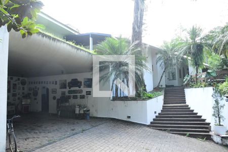 Casa de condomínio para alugar com 900m², 7 quartos e 6 vagasFachada