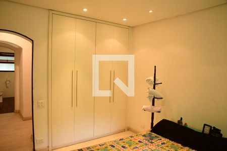 Casa de condomínio para alugar com 900m², 7 quartos e 6 vagasQuarto