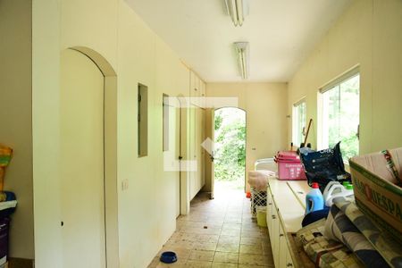 Casa de condomínio para alugar com 900m², 7 quartos e 6 vagasÁrea de Serviço