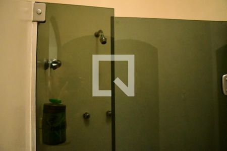 Casa de condomínio para alugar com 900m², 7 quartos e 6 vagasBanheiro suíte 2 