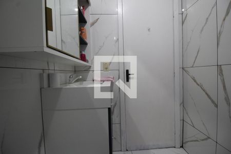 Casa à venda com 198m², 4 quartos e 2 vagasBanheiro 2
