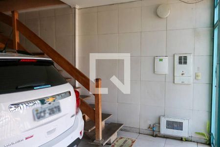 Casa à venda com 340m², 3 quartos e 1 vaga Casa à venda com 340m², 3 quartos e 1 vagaGaragem