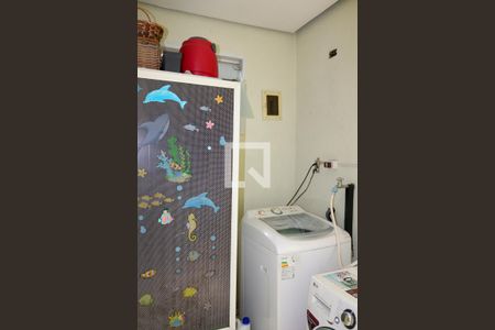 Casa à venda com 340m², 3 quartos e 1 vaga Casa à venda com 340m², 3 quartos e 1 vagaÁrea de Serviço