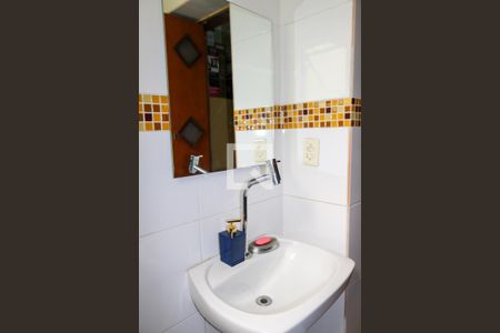 Casa à venda com 340m², 3 quartos e 1 vaga Casa à venda com 340m², 3 quartos e 1 vagaBanheiro da Suíte 2