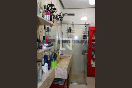 Casa à venda com 340m², 3 quartos e 1 vaga Casa à venda com 340m², 3 quartos e 1 vagaBanheiro da Suíte 1