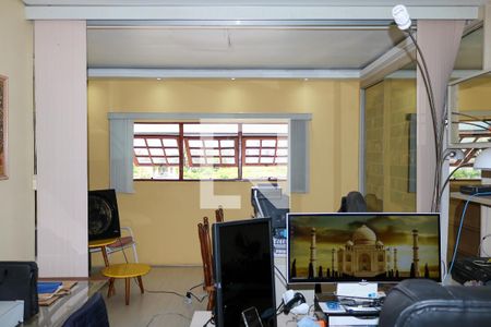 Casa à venda com 340m², 3 quartos e 1 vaga Casa à venda com 340m², 3 quartos e 1 vagaSala de TV