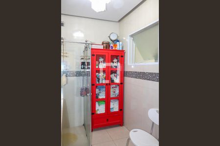 Casa à venda com 340m², 3 quartos e 1 vaga Casa à venda com 340m², 3 quartos e 1 vagaBanheiro da Suíte 1