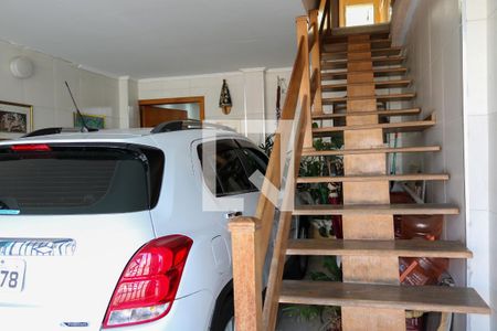 Casa à venda com 340m², 3 quartos e 1 vaga Casa à venda com 340m², 3 quartos e 1 vagaGaragem