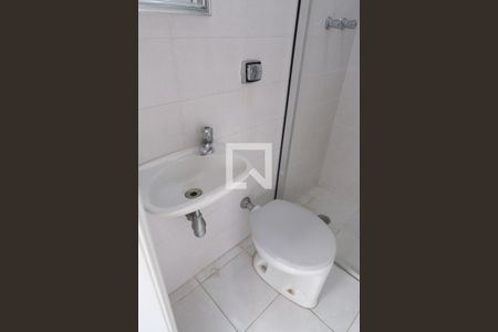 Apartamento para alugar com 173m², 3 quartos e 2 vagas Apartamento para alugar com 173m², 3 quartos e 2 vagasBanheiro de serviço