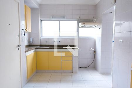 Apartamento para alugar com 173m², 3 quartos e 2 vagas Apartamento para alugar com 173m², 3 quartos e 2 vagasCozinha