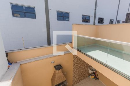 Casa à venda com 200m², 4 quartos e 4 vagasVista do Quarto 1