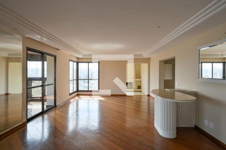 Apartamento para alugar com 302m², 4 quartos e 4 vagasSala