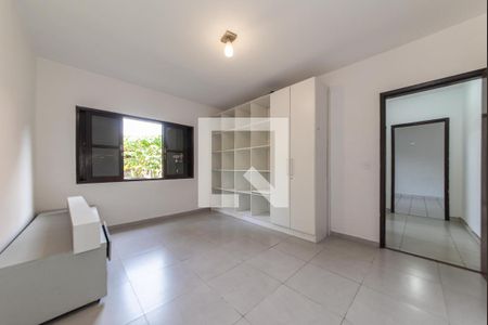 Quarto 1 de casa para alugar com 2 quartos, 300m² em Jardim Consorcio, São Paulo