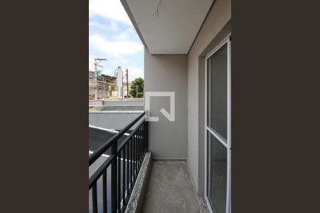 Apartamento à venda com 43m², 2 quartos e 1 vaga Apartamento à venda com 43m², 2 quartos e 1 vagaVaranda