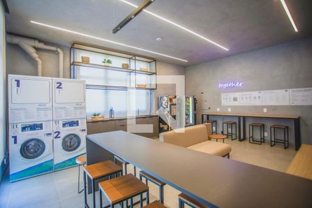 Apartamento para alugar com 29m², 1 quarto e sem vagaÁrea comum - Lavandeiria coletiva