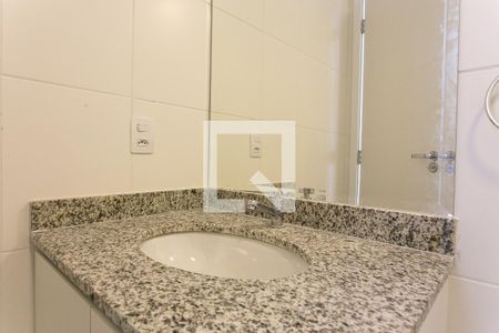 Apartamento à venda com 63m², 3 quartos e 1 vaga Apartamento à venda com 63m², 3 quartos e 1 vagaBanheiro da Suíte