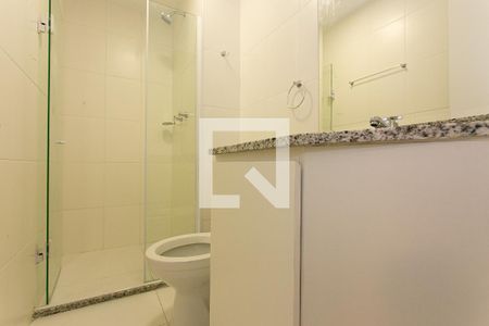 Apartamento à venda com 63m², 3 quartos e 1 vaga Apartamento à venda com 63m², 3 quartos e 1 vagaBanheiro Social