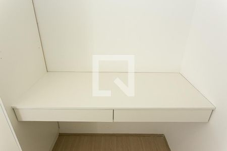 Apartamento à venda com 63m², 3 quartos e 1 vaga Apartamento à venda com 63m², 3 quartos e 1 vagaQuarto 2 - Mesa