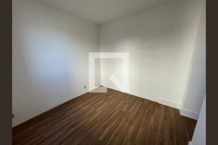 Quarto 2 de apartamento para alugar com 2 quartos, 48m² em Jardim do Lago, São Paulo